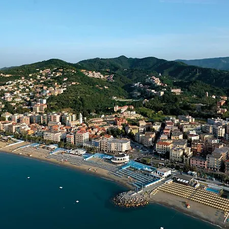 Affitti Brevi Liguria - Vico 2 * Albissola Marina