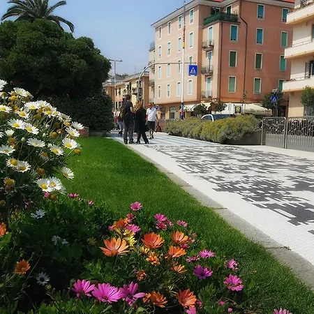 Vico 2 Monolocale By Affitti Brevi Liguria